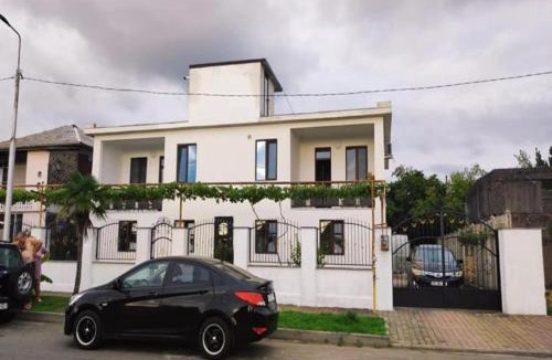 Kobuleti Apartment | Гостевой Дом в Кобулети