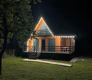 Salkhino House | Kaniore Cottage