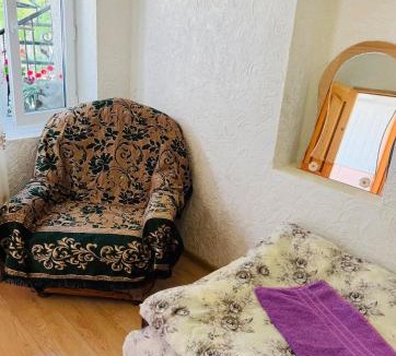 Lalkhori House | Family hotel ucha