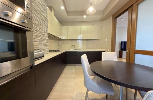 Mtatsminda Apartment | Cozy Apartment On Rustaveli X