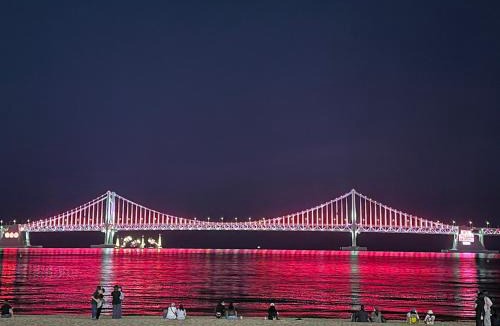 Suyeong-Gu Apartment | 온휴광안리