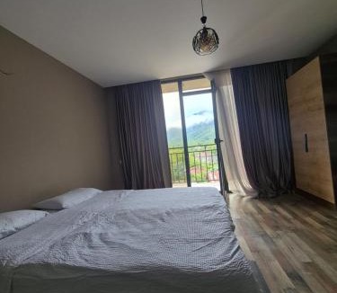 Zeda Gordi House | Villa Okatse