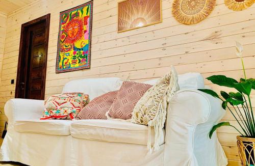 Magnetiti House | Bohemia, 50m to Beach, 2 Bedrooms, Sleeps 6-8