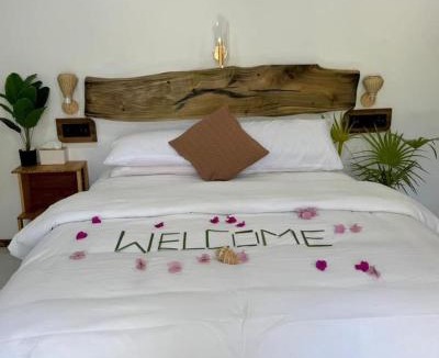 Milandhoo House | Coral Stone Haven