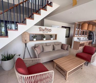Thulusdhoo Island Hotel | TWIN PALMS 'Beach House' - New surf front location