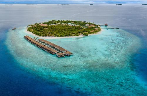 Filaidhoo Resort | Reethi Faru Resort - Stay 5 Nights or More and Enjoy a Free Sunset Cruise