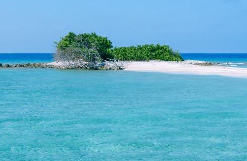 Hithaadhoo House | Hithaa Inn at Baa Atoll