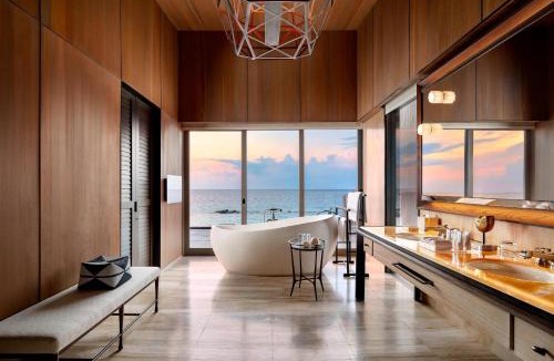 Vommuli Resort | The St. Regis Maldives Vommuli Resort