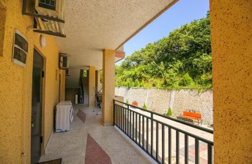 Kobuleti Hotel | Hotel "GrapeHill"