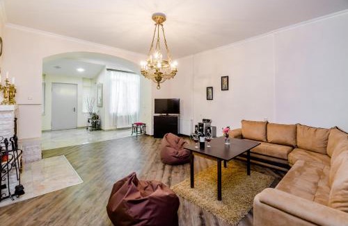 Chugureti Apartment | Comfortable House on Marjanishvili