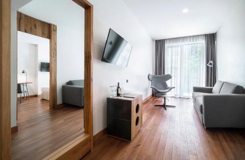 mtatsminda Hotel | Shota @ Rustaveli Boutique Hotel
