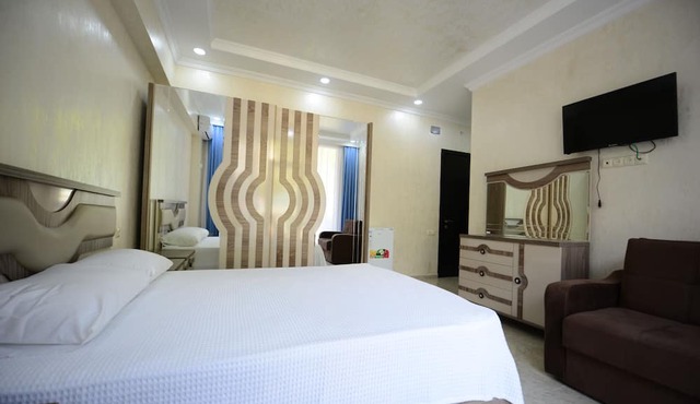 HOTEL MEDEA kvariati