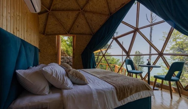 Glamping Martini Kvariati