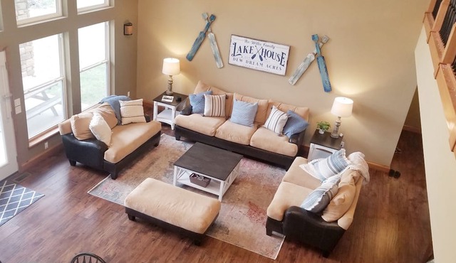 Secluded Lakefront Retreat on 60 Acres Private Dock, Fishing & Wildlife in Gravois Mills