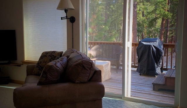 Spacious Tahoe home w/hot tub & EV charger just 3 blocks to Kings Beach in Kings Beach
