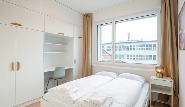ZH Red 4 - Letzigrund HITrental Apartment in Zurich