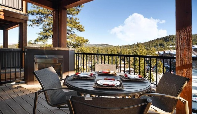 Luxury Ski-In and Ski-Out 2-Bedroom Villa at Hyatt Northstar Lodge in Truckee