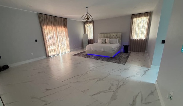 Miami Lakes- 4 Bedroom- Modern Luxury Oasis in Miami Lakes