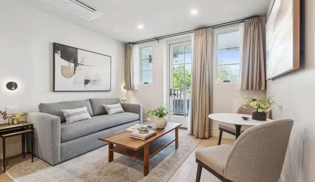 Casa Riviera 10 - Boutique Suites in Santa Barbara
