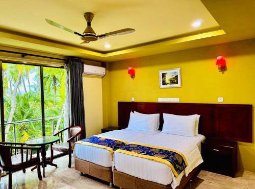 Blue Wave Guesthouse Maldives - Book FB a week gets a free excursion