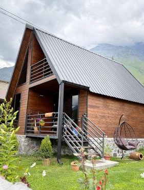 Golden Star Cottage
