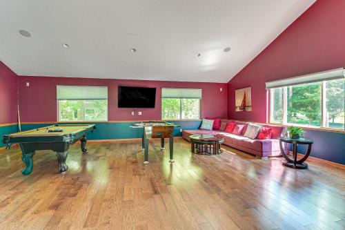 Spacious Whitehall Home w/Hot Tub: Walk to Beach! in Whitehall